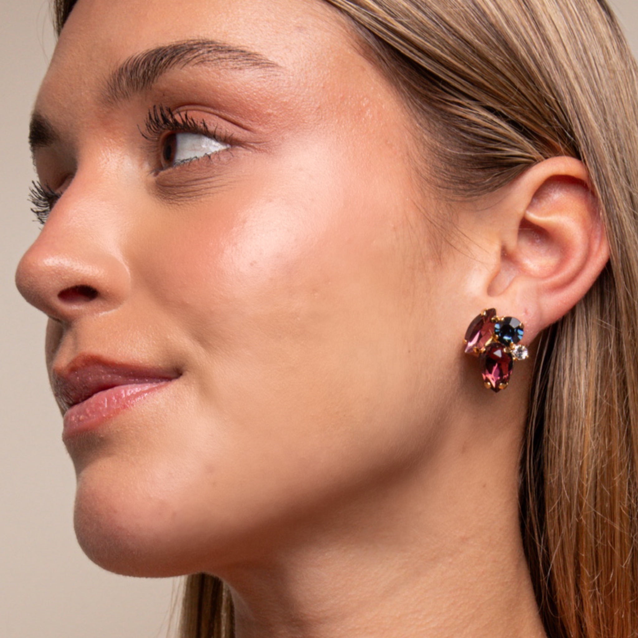 Pendientes Flor Zafiro y Burdeos - Piedra de Toque