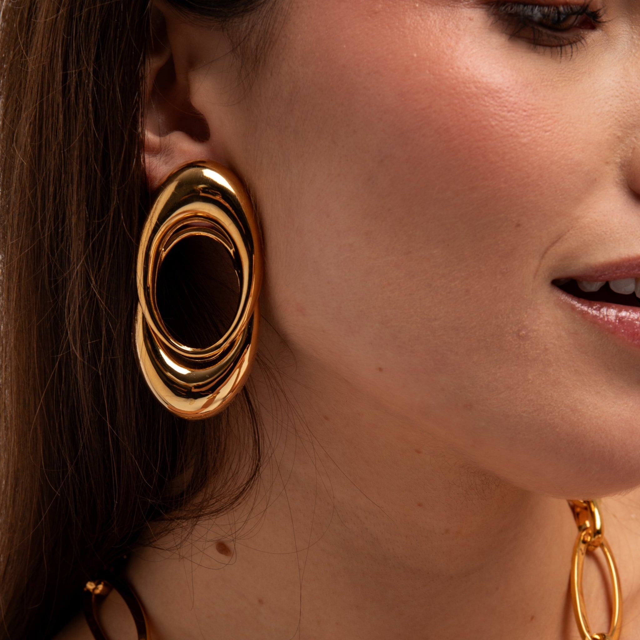 Pendientes Ondas Doradas - Piedra de Toque