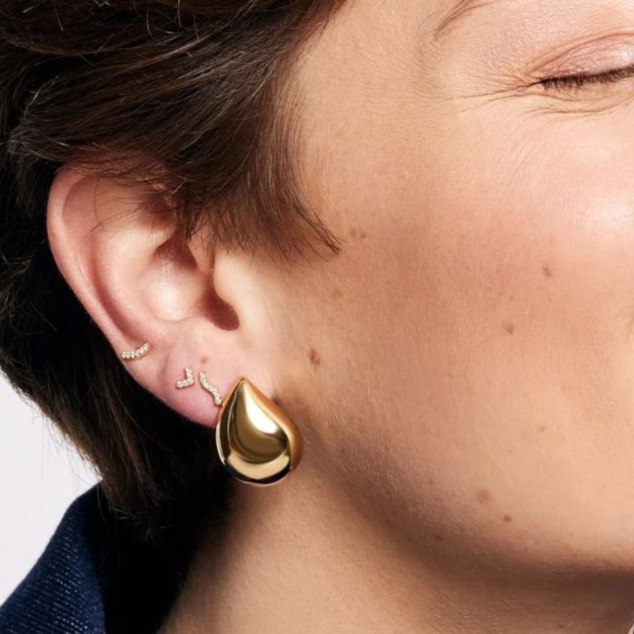 Piercing Vee Oro - Piedra de Toque