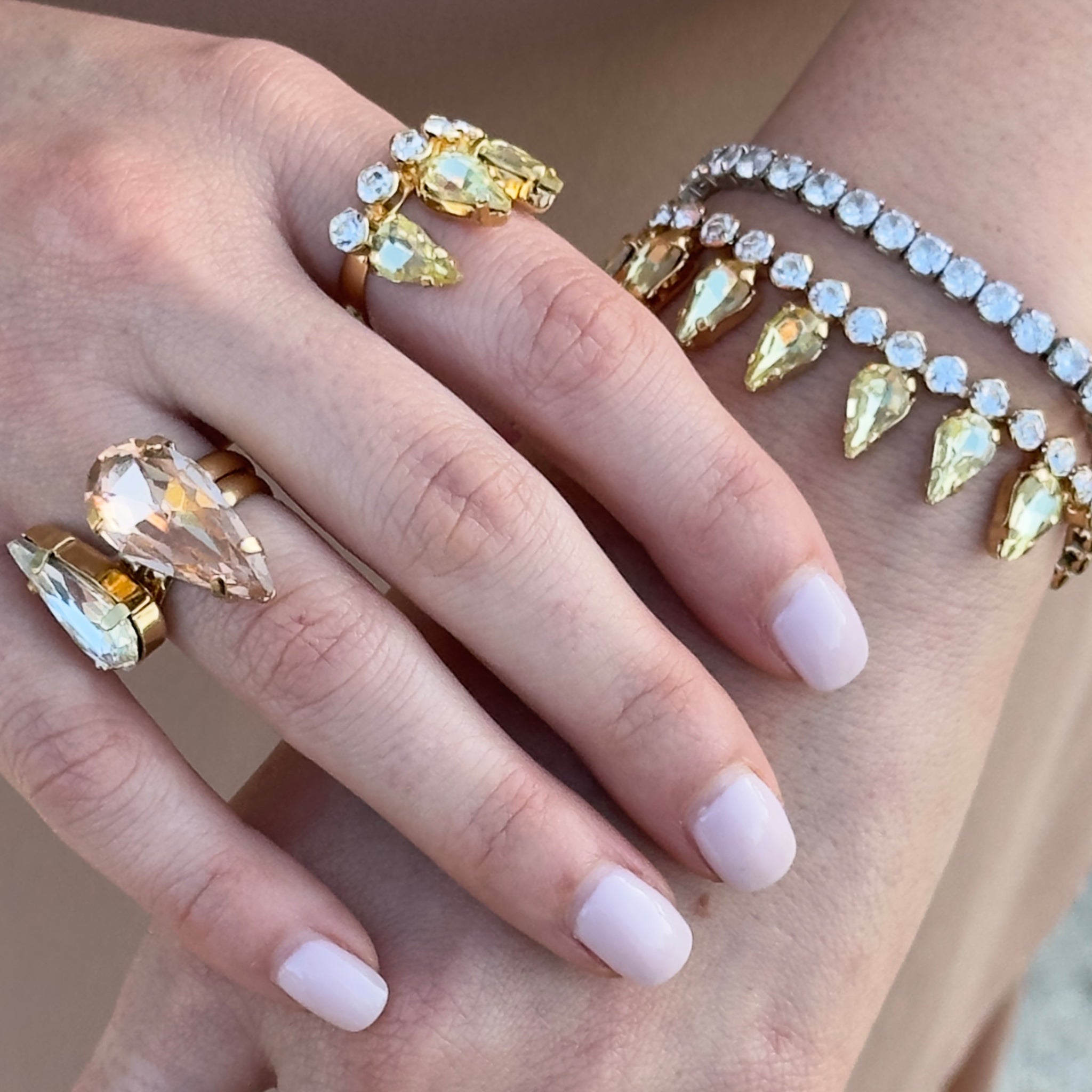 Pulsera Gotas Amarillo Claro - Piedra de Toque