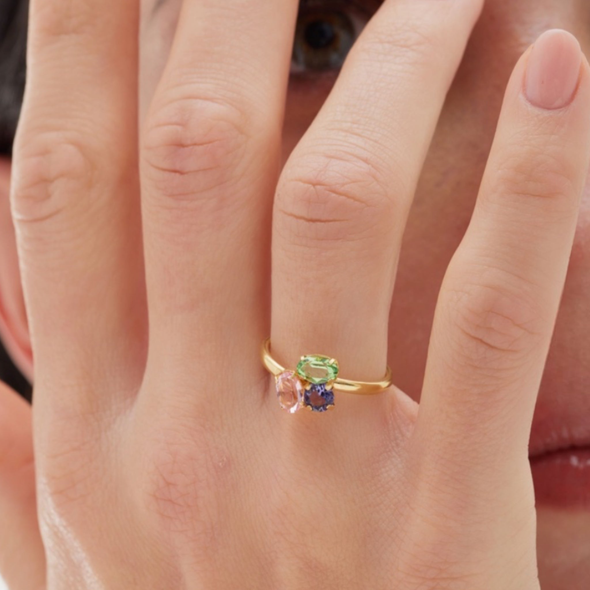 Sortija Cristales Multicolor - Piedra de Toque