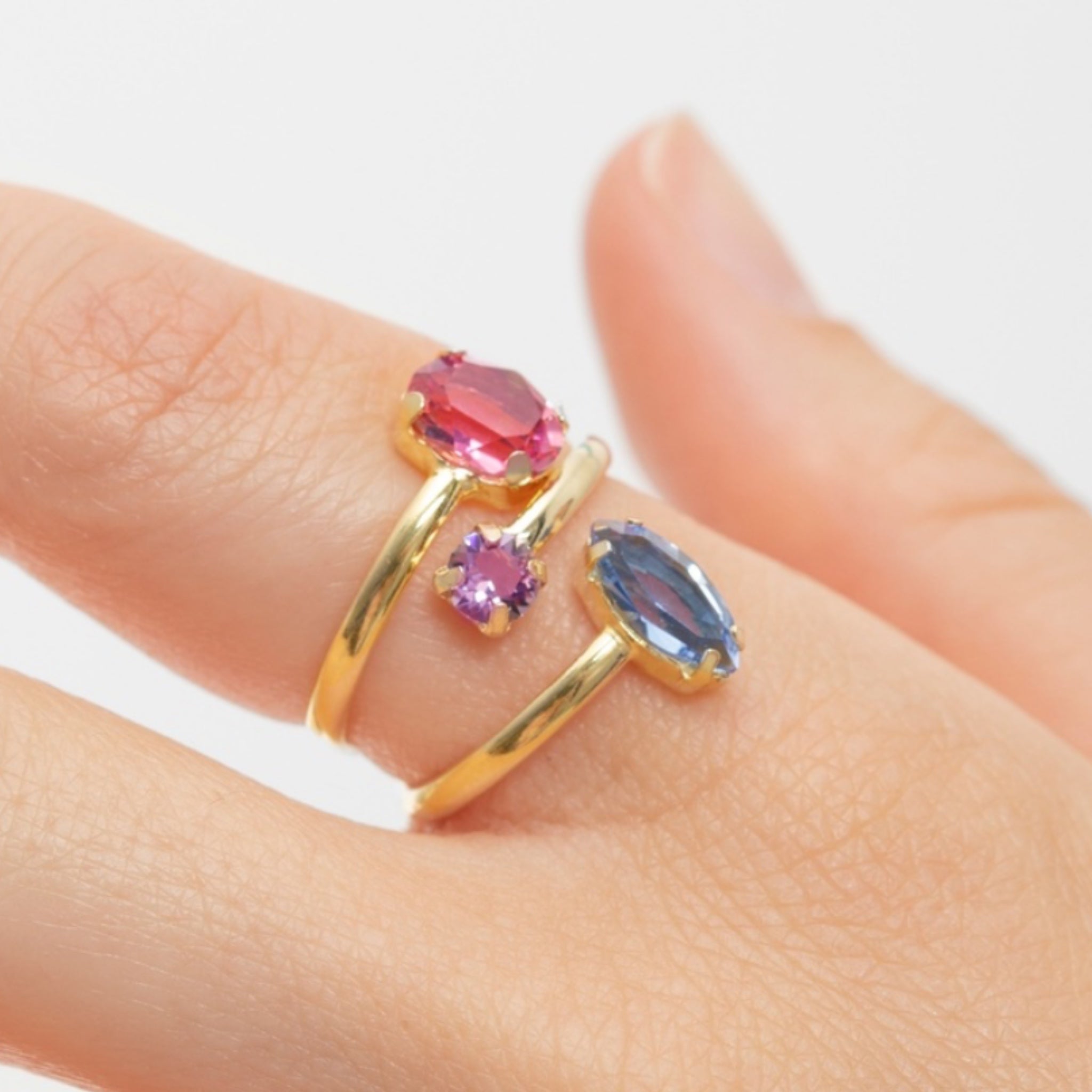 Sortija Cristales Rosa y Azul - Piedra de Toque