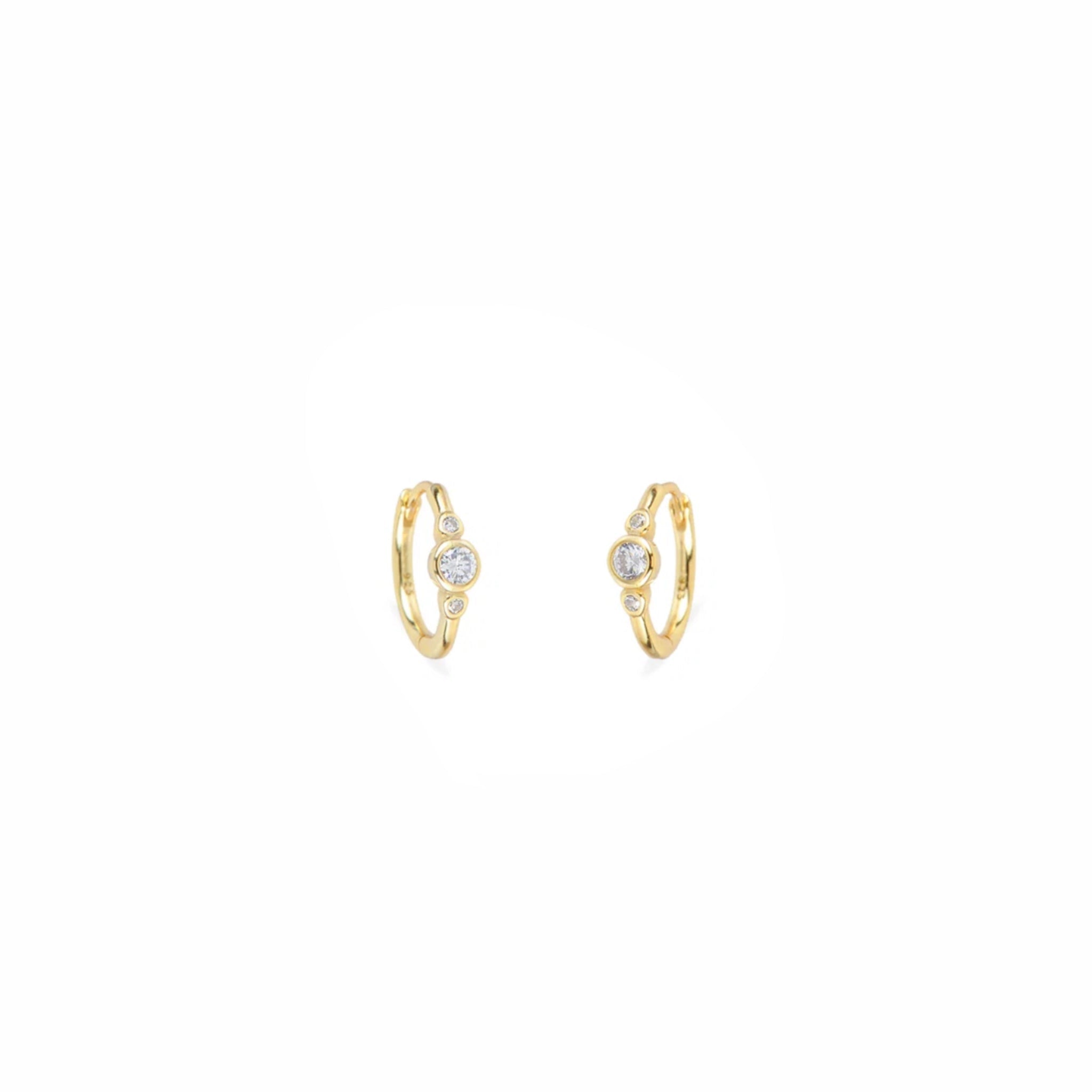 Aros Tres Circonitas Redondas Oro - Piedra de Toque