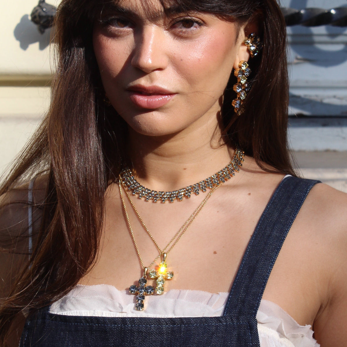 Collar Cruz Mediana Diamante Negro - Piedra de Toque