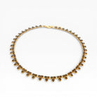 Collar Triángulos Mocha Mousse - Piedra de Toque