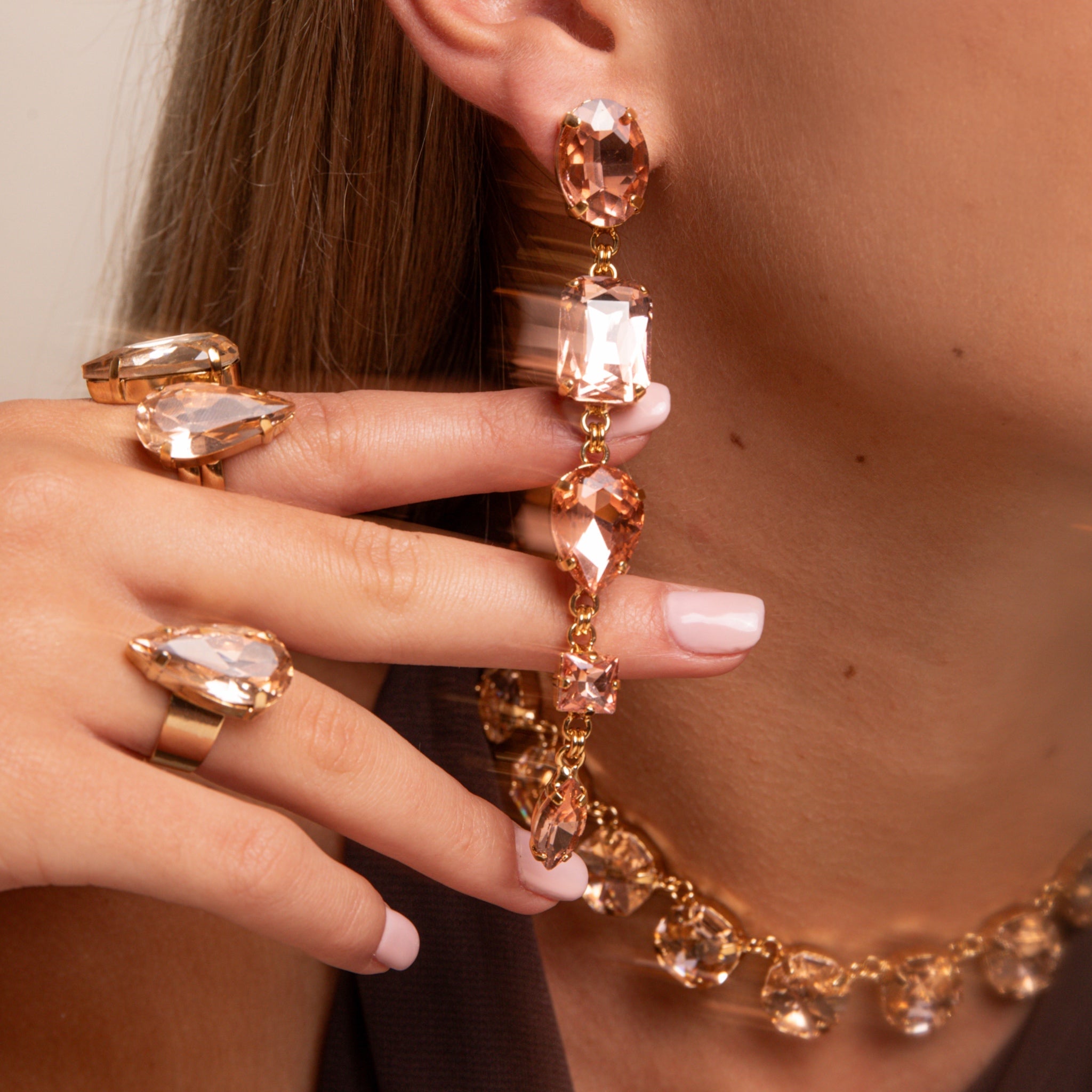 Pendiente Escala Peach - Piedra de Toque