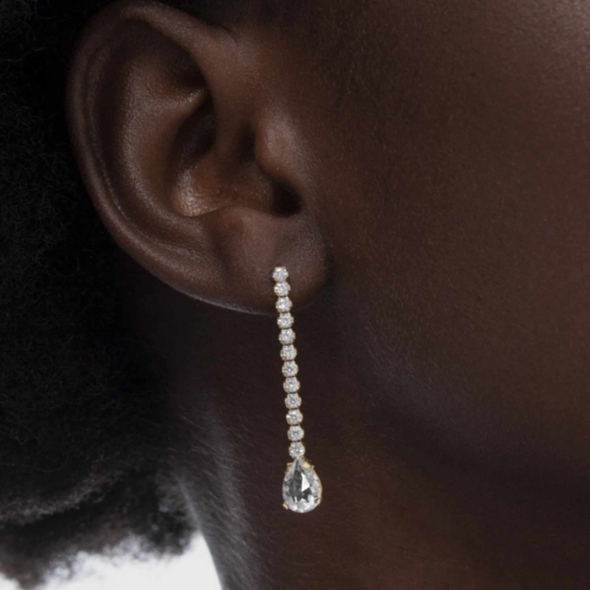 Pendientes Largos Riviera Gota Blanca - Piedra de Toque