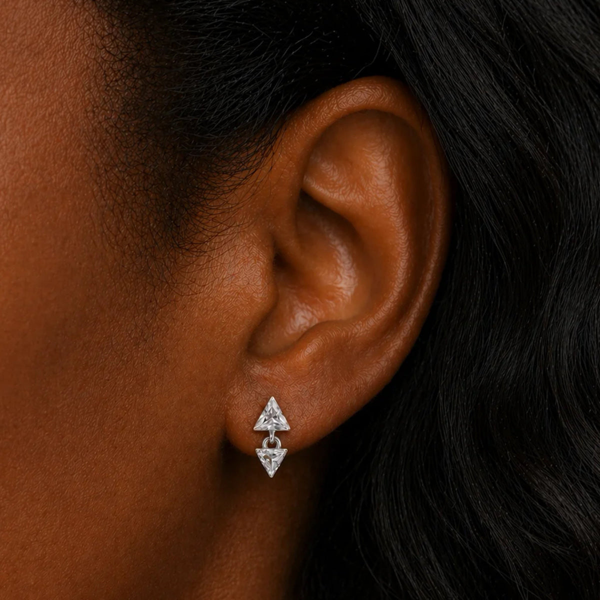Piercing Floating Pyramid Plata (bolita) - Piedra de Toque