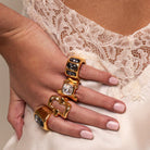 Sortija Dorada Tres Cristales Rectangulares - Piedra de Toque