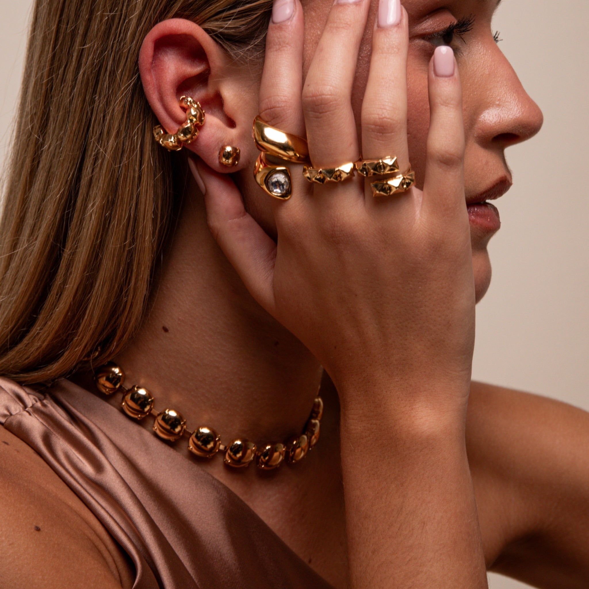 Sortija Piramides Oro - Piedra de Toque