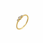 Sortija Tres Circonitas Bezel - Piedra de Toque